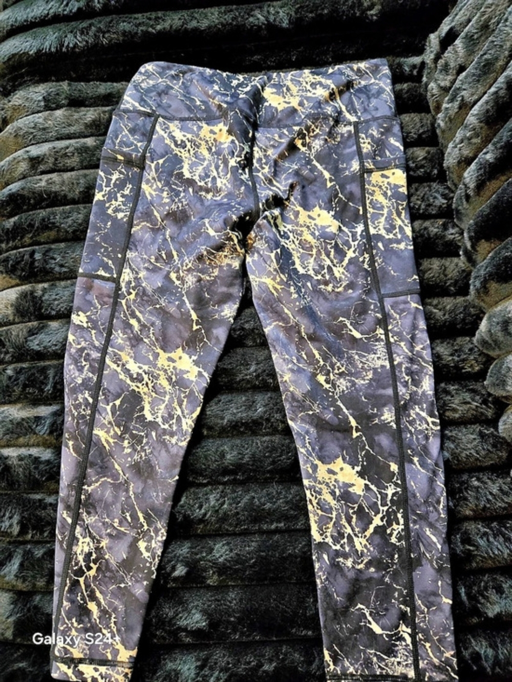 CVG Marble Capris Size Med